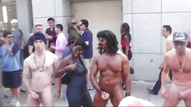 Troia asiatico slut suzione e leccata la doppia penetrazione film sua culo