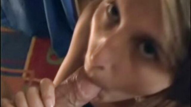 4. Sesso sul tavolo in ufficio film porno anale gratis del direttore di credito